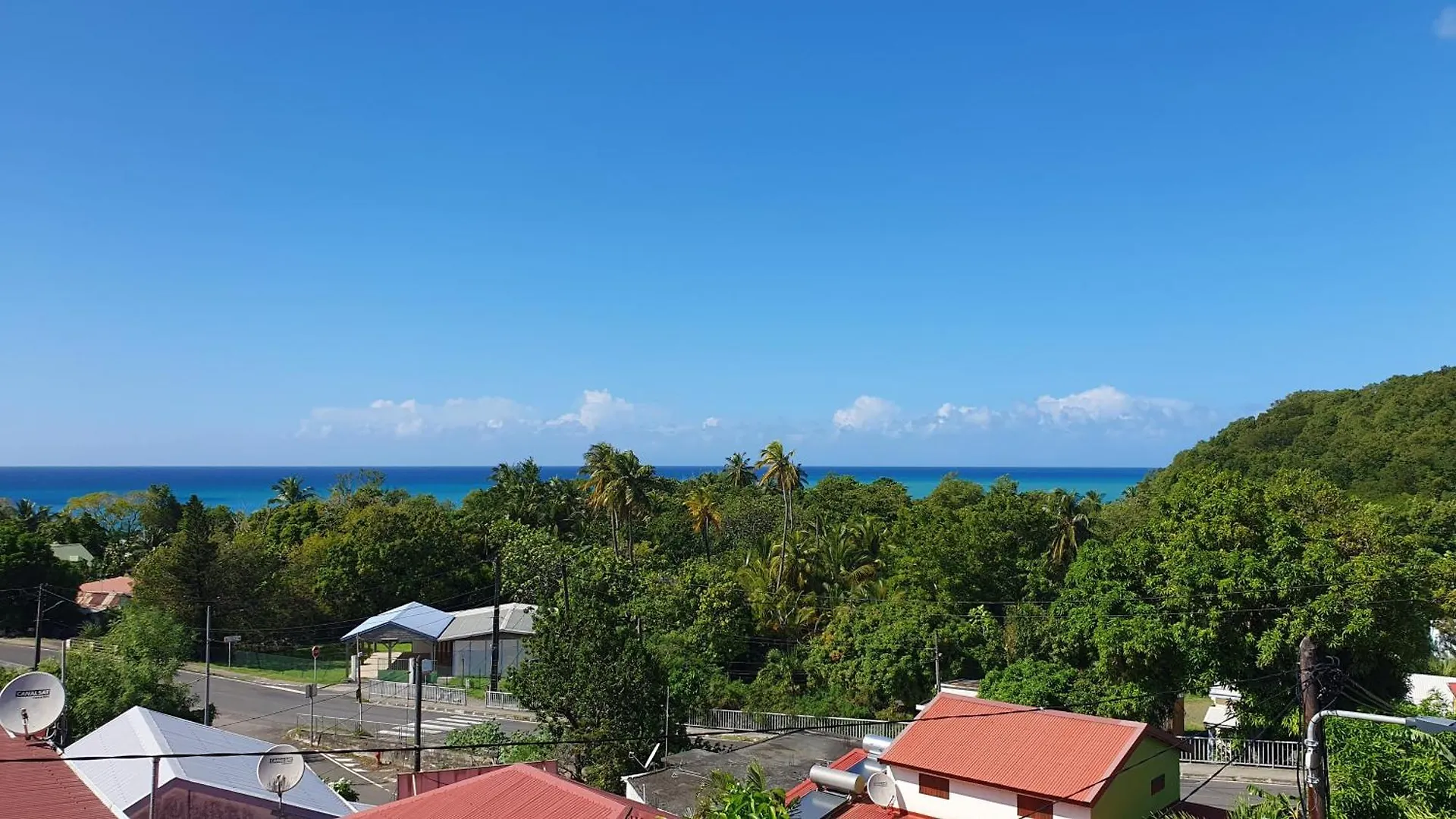 Holiday home A Deux Pas De La Plage, La Perle! Vue Panoramique Villa Deshaies Guadeloupe