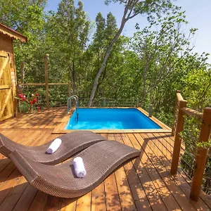 Vakantiepark Au Jardin Des Colibris Ecolodge&spa, Deshaies